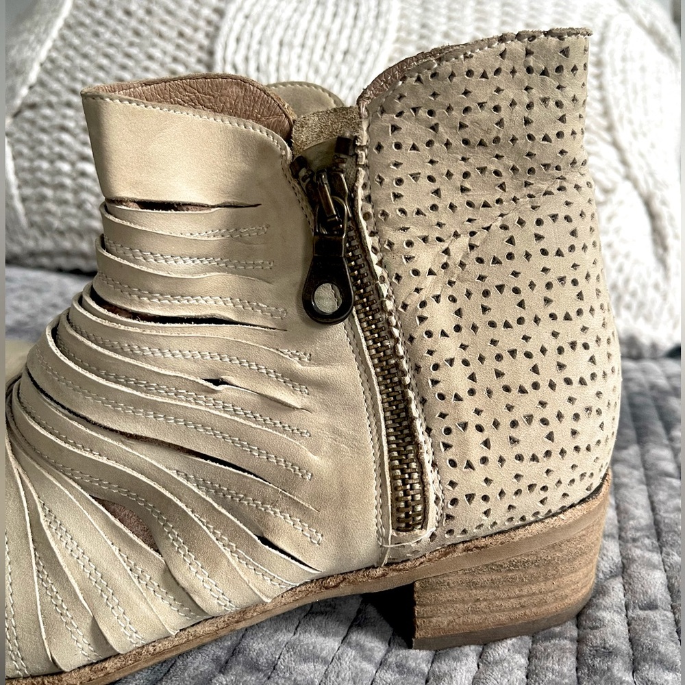 Leather ankle boots